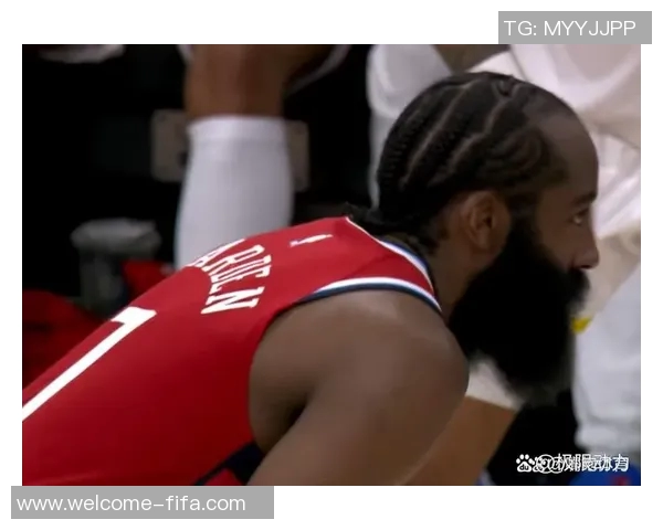 小里呼吁理性看待哈登季后赛表现与造犯规的争议与成见