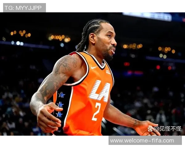 科尔警告球队必须限制莱昂纳德罚球机会否则将面临严重后果 科尔警告球队必须限制莱昂纳德罚球机会否则将面临严重后果